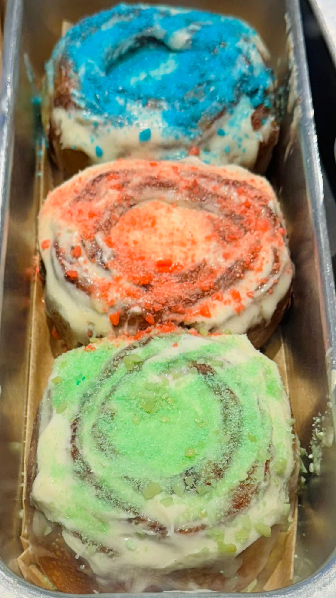 Cinnabon Warheads Topped Bons Display