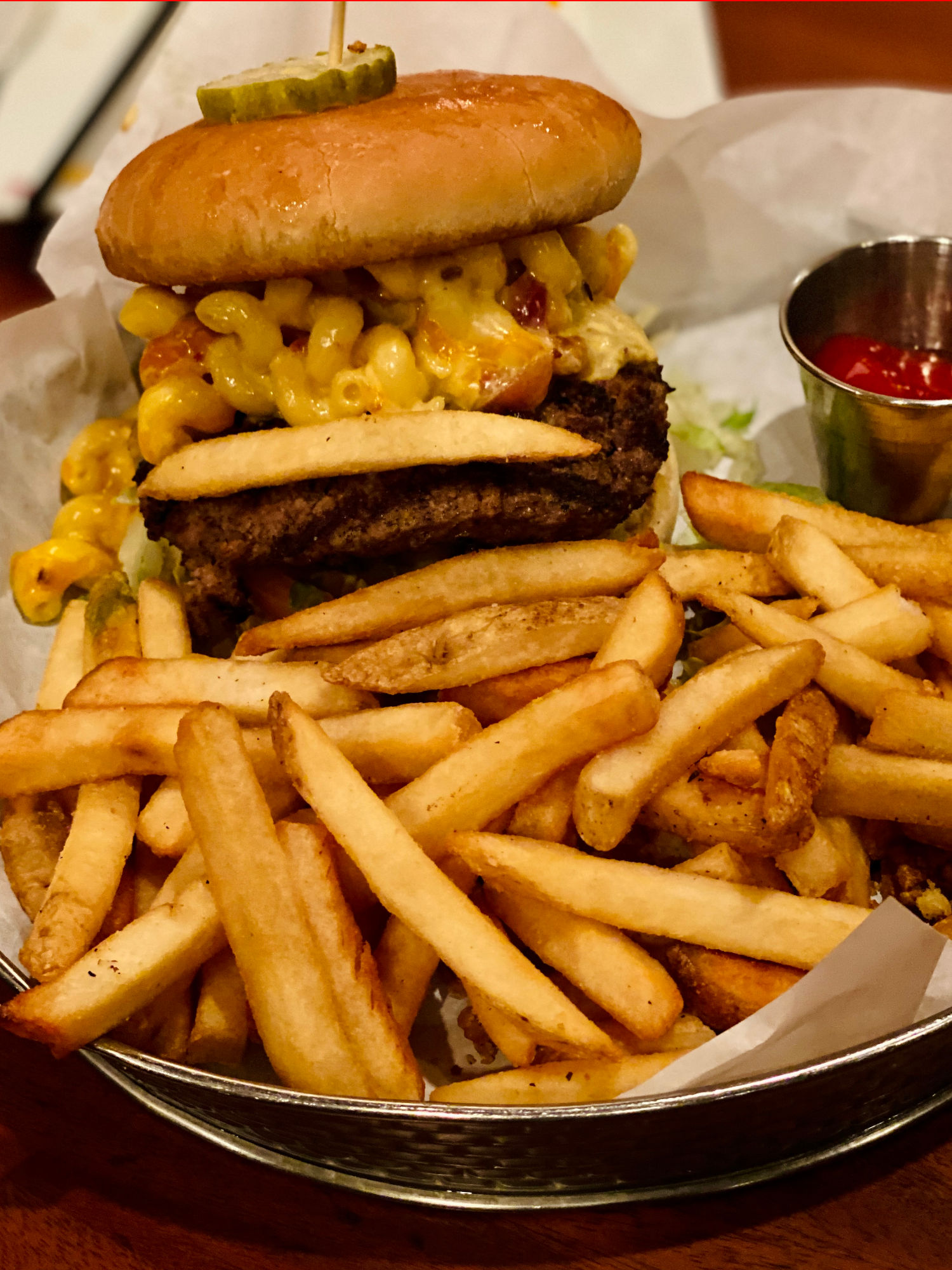 Claim Jumper Bacon Mac Burger