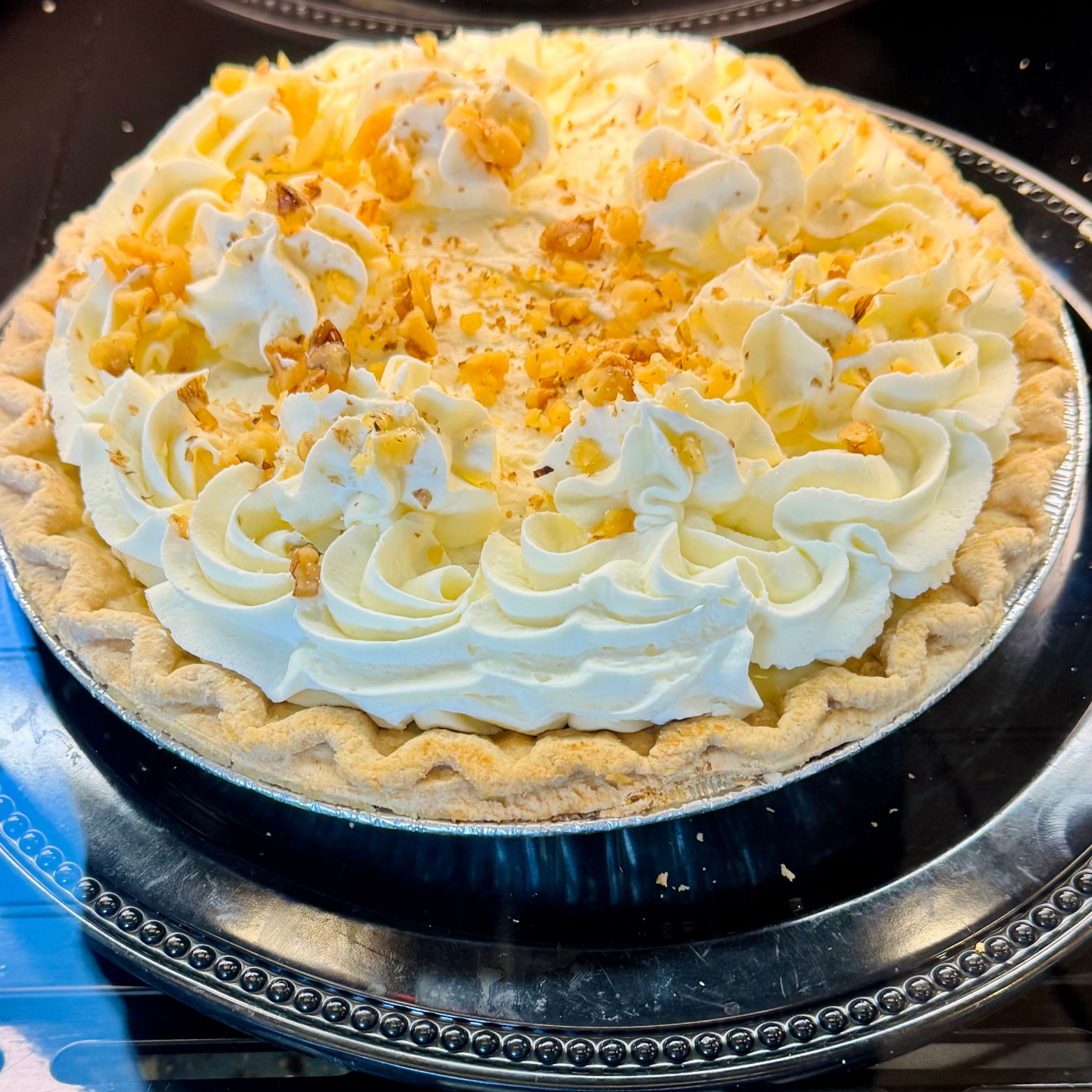 Coco's Bakery Restaurant Banana Cream Pie