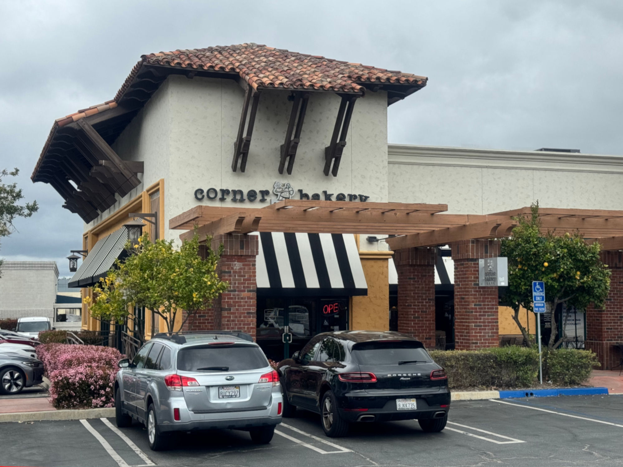 Corner Bakery Cafe Westlake