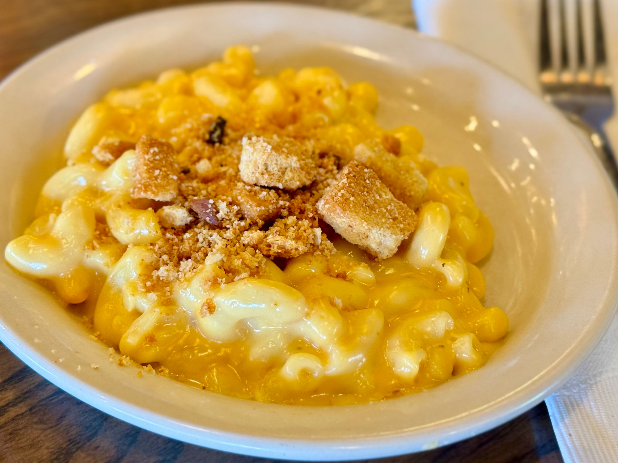 Cracker Barrel Bacon Mac n' Cheese