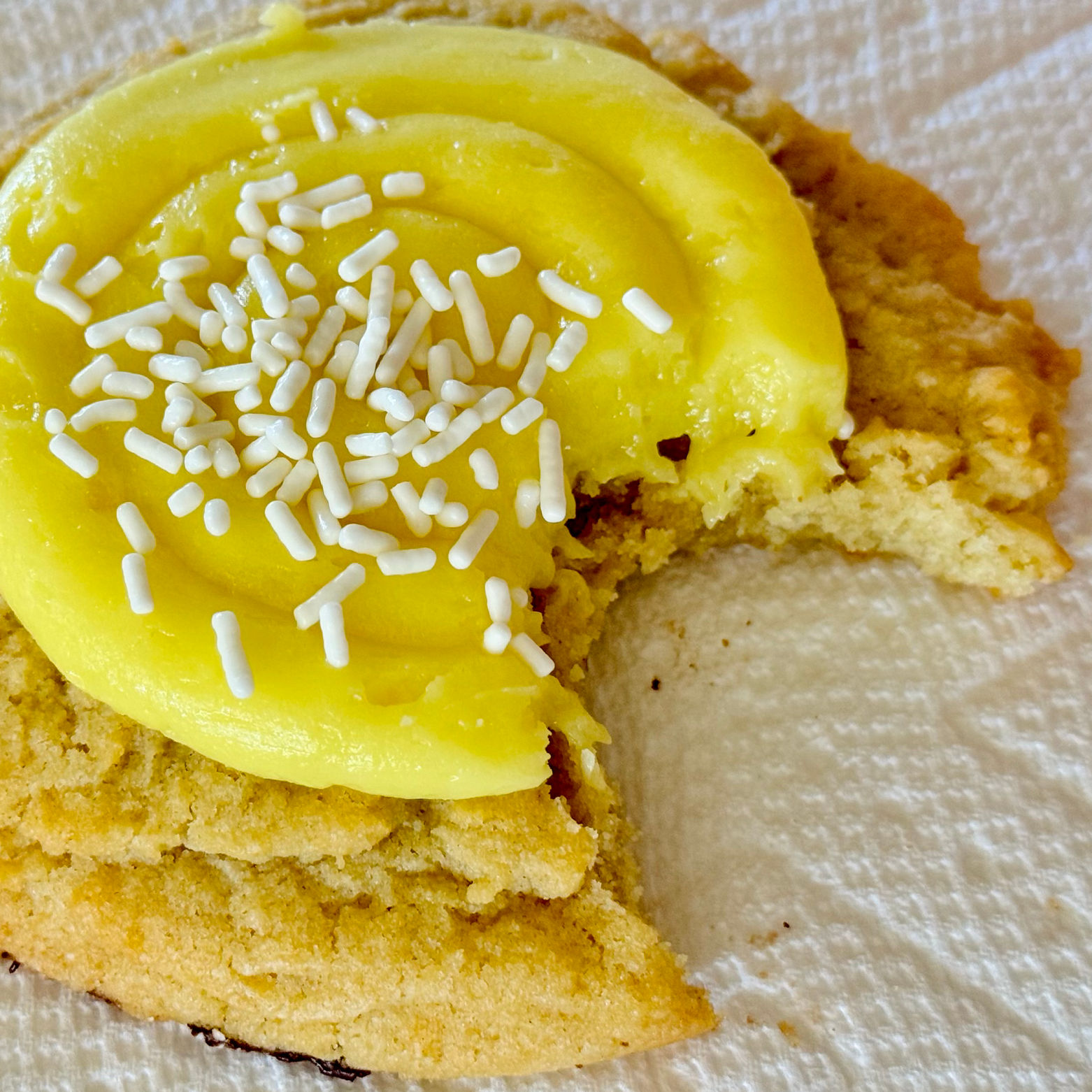 Crumbl Cookies Lemon Cupcake