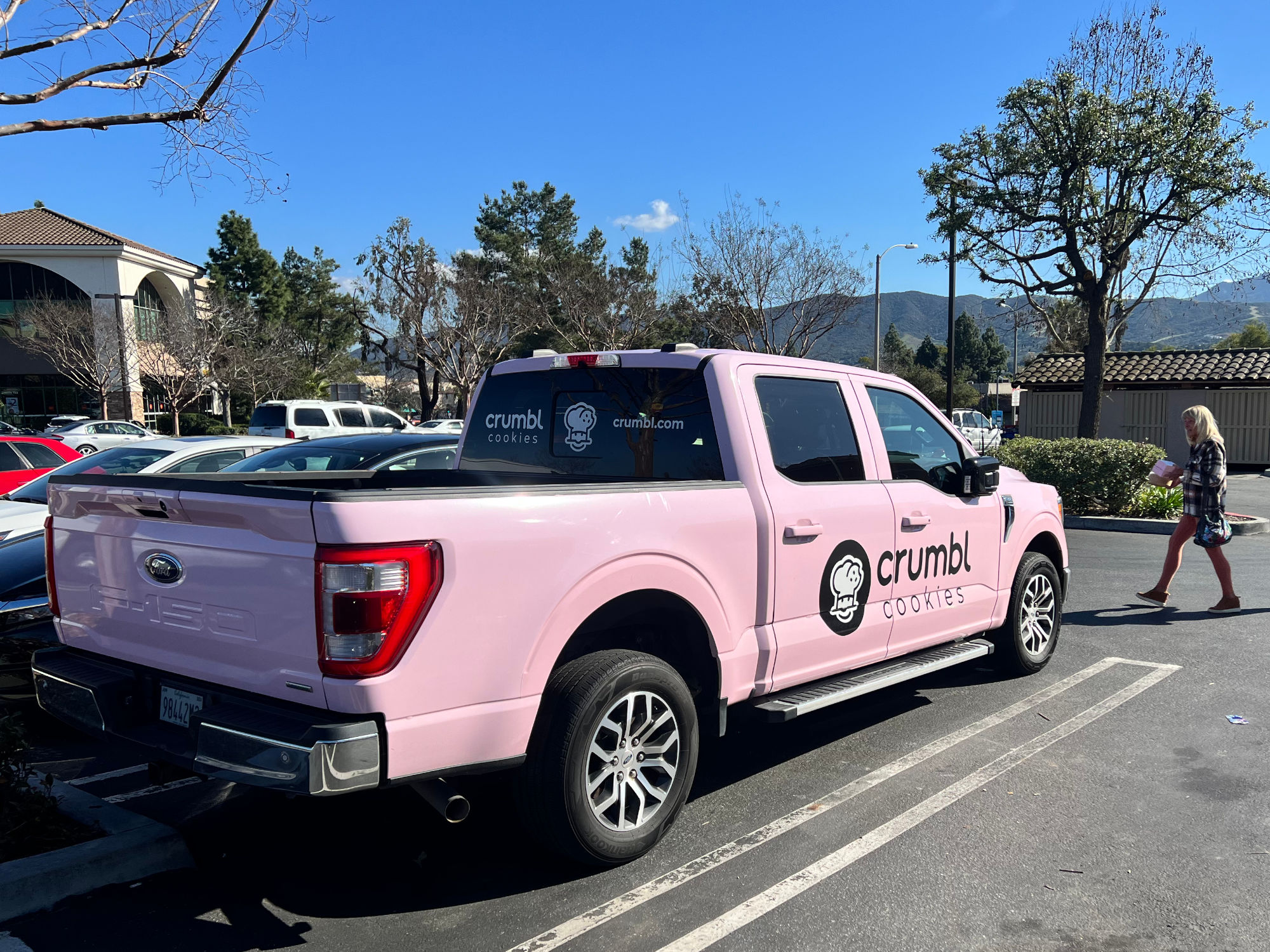 Crumbl Cookies Truck