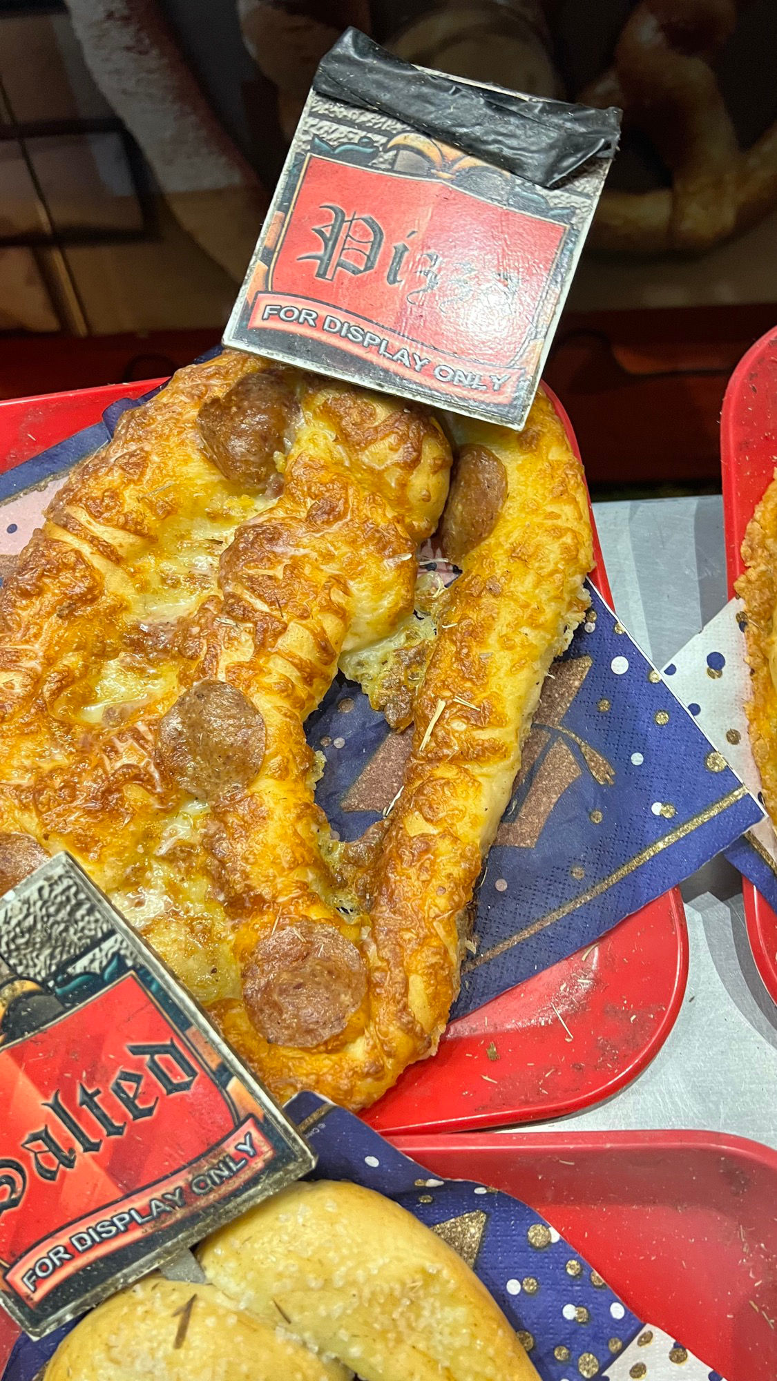 Pretzel Pizza